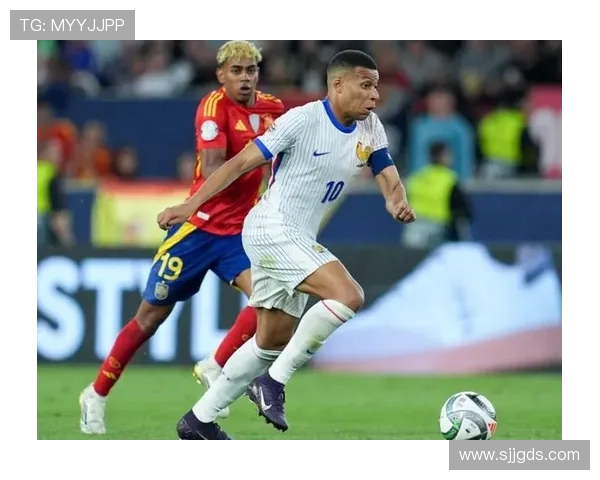 姆巴佩无球跑动的空间利用是否达到顶级 姆巴佩无球跑动的空间利用是否达到顶级